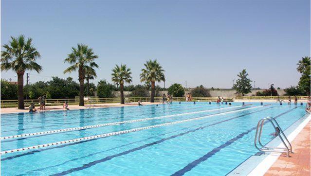 Porta Reguengos - Apartamento Moderno Alentejo Central เรเกงกุส ดิ มอนซารัซ ภายนอก รูปภาพ