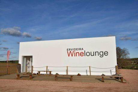 Porta Reguengos - Apartamento Moderno Alentejo Central เรเกงกุส ดิ มอนซารัซ ภายนอก รูปภาพ