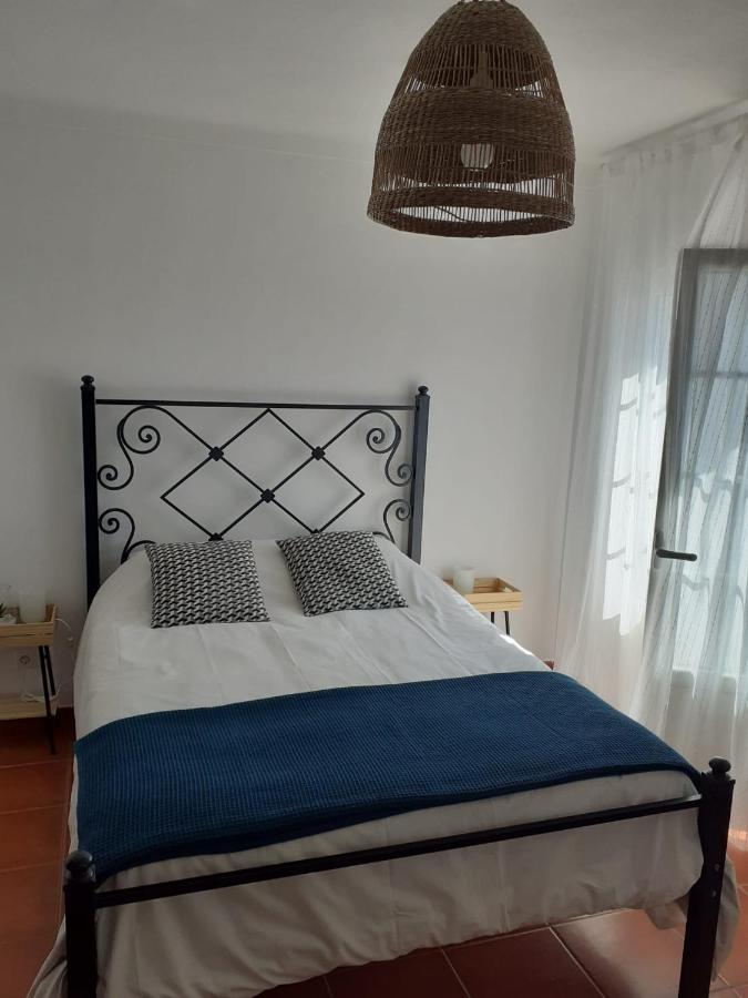 Porta Reguengos - Apartamento Moderno Alentejo Central เรเกงกุส ดิ มอนซารัซ ภายนอก รูปภาพ