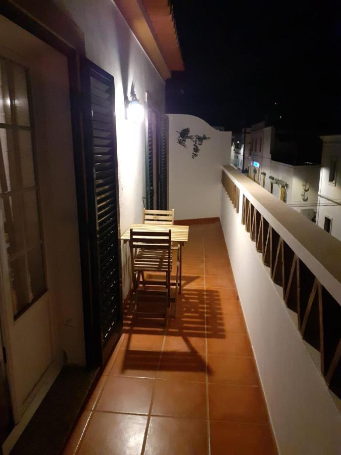 Porta Reguengos - Apartamento Moderno Alentejo Central เรเกงกุส ดิ มอนซารัซ ภายนอก รูปภาพ